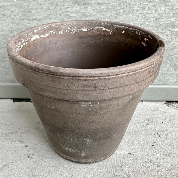 Dark Basalt Clay Standard Flower Pot Planter - Picture 8 of 14